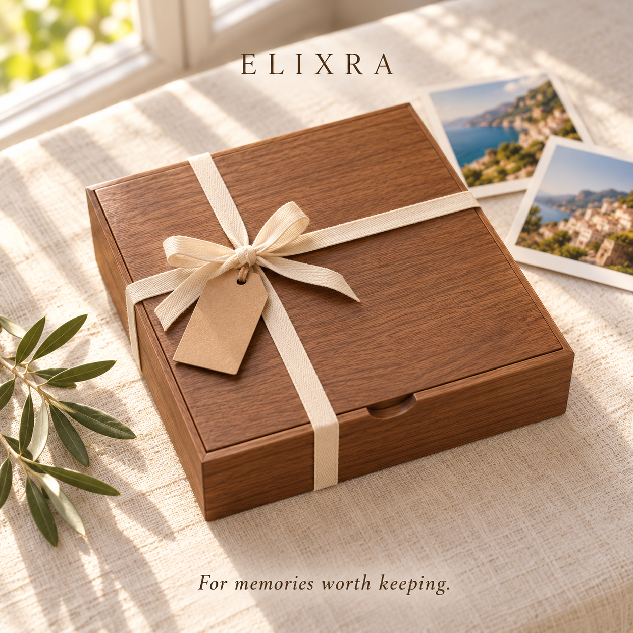 Elixra Wooden Travel Keepsake Box